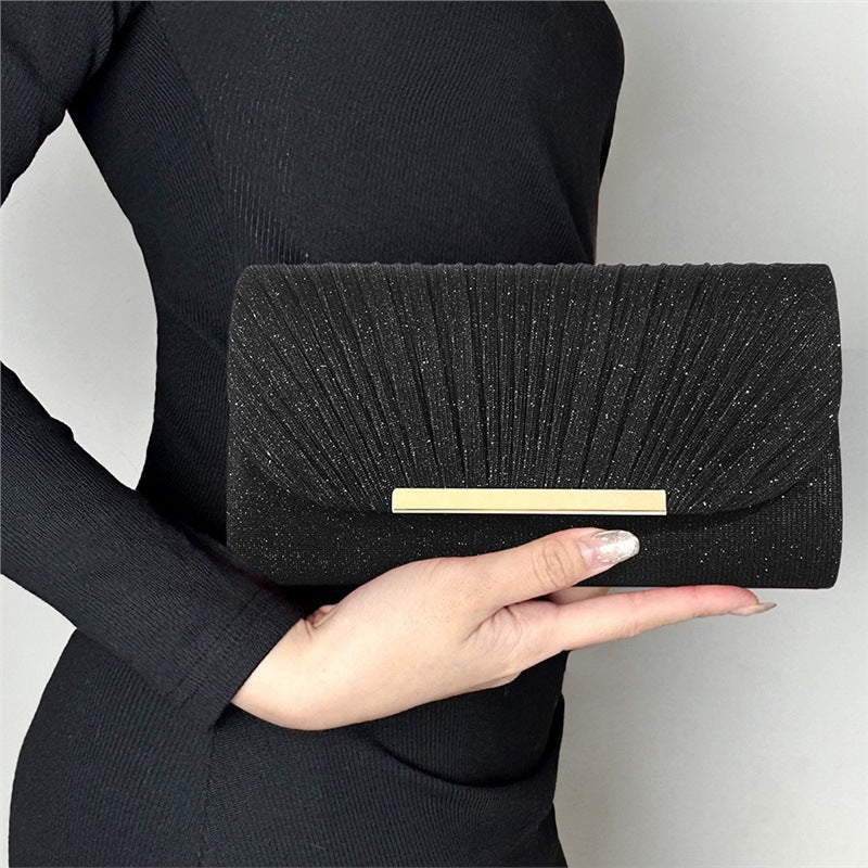 Women's Hardware Edge Party Pattern Fine Pink Clutch