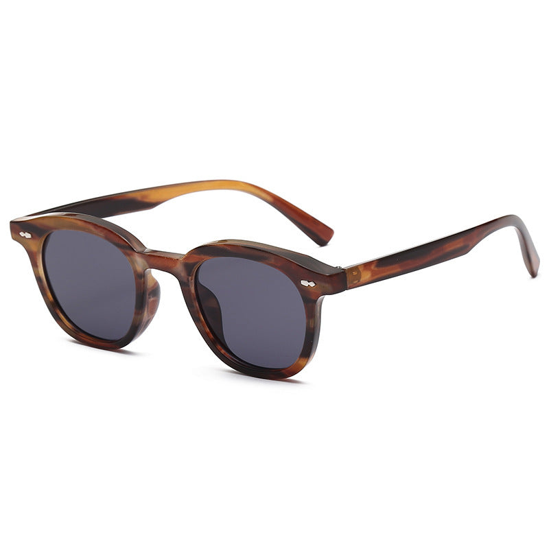 Retro Beige Nail Fashion Sunglasses