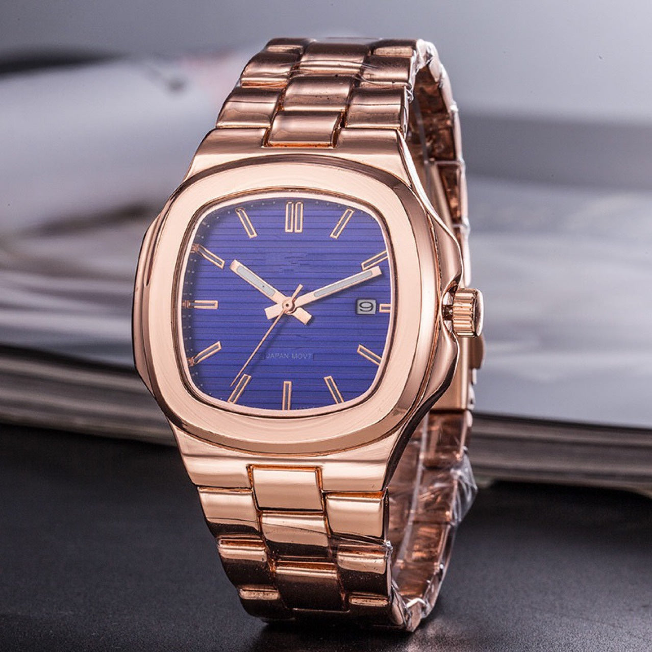 Men's And Women's Fashion Personalized Watch